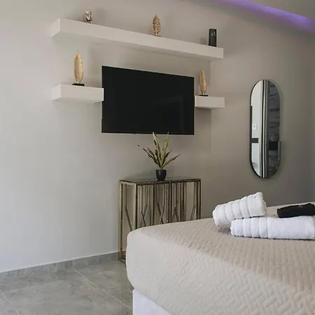 Mat Luxury Villa