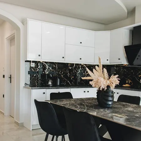 Mat Luxury فيلة أليكيس